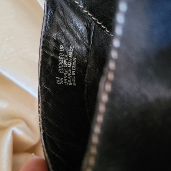 AEROSOLES BLACK LEATHER MULES - Picture 3 of 4